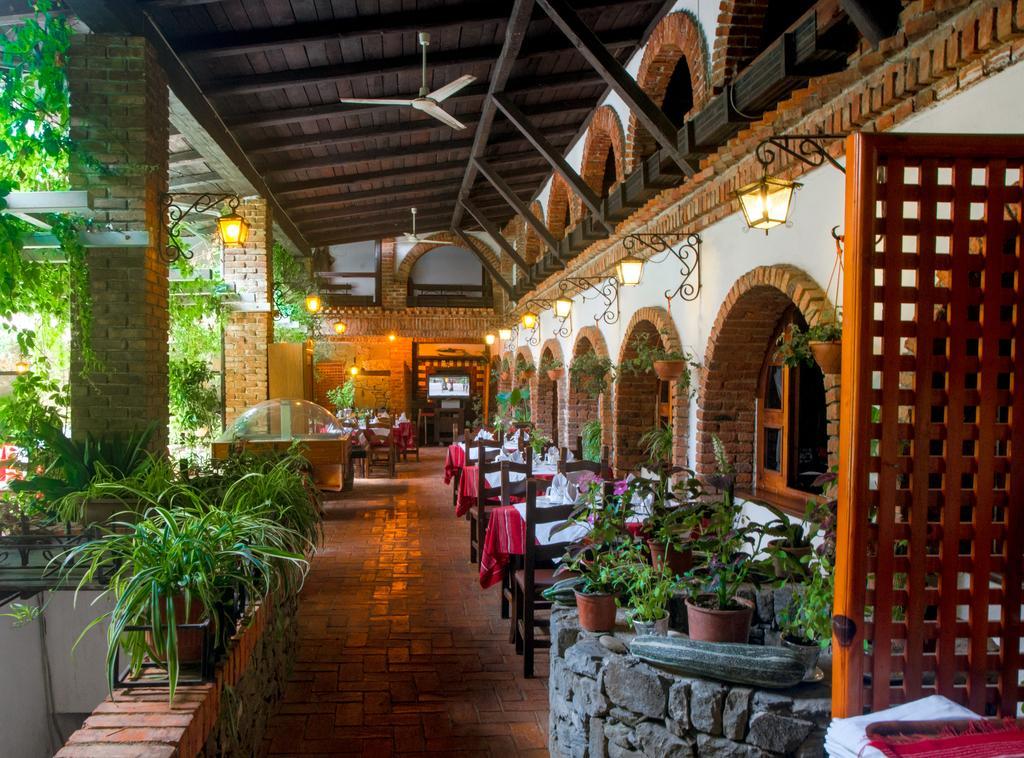 Hotel Restaurant Bujtina E Gjelit Tirana Exterior photo