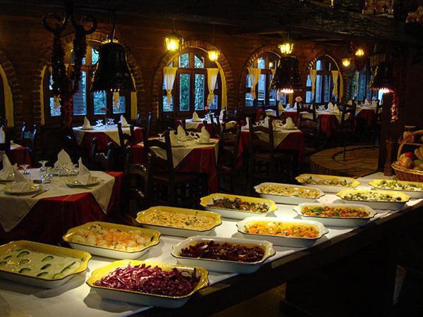 Hotel Restaurant Bujtina E Gjelit Tirana Exterior photo